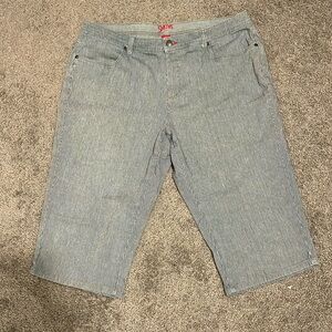 Smith's Women’s Dungarees Micro Railroad Stripe Pinstriped Denim Capri Size 18W